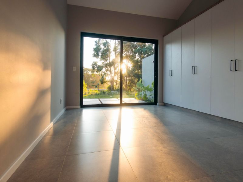 4 Bedroom Home in an upmarket Estate - Photo 9