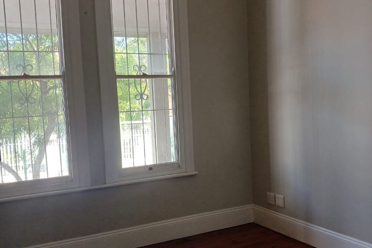 3 Bedroom House Large granny flat. - Photo 5