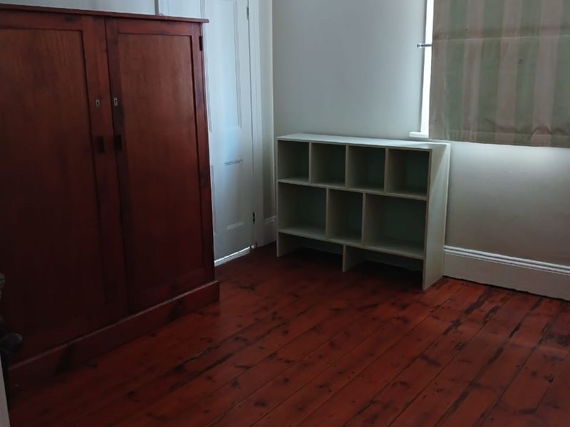 3 Bedroom House Large granny flat. - Photo 6