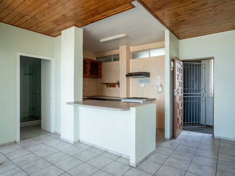 Coastal Living with Stunning Sea Views in Doonside - Photo 5