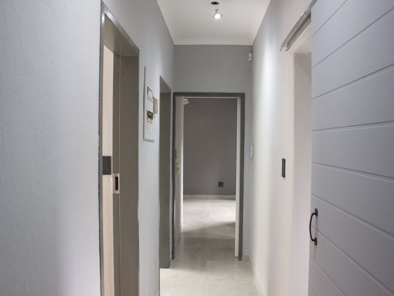 Beautiful 3 Bedroom house in Glen Marais - Photo 8