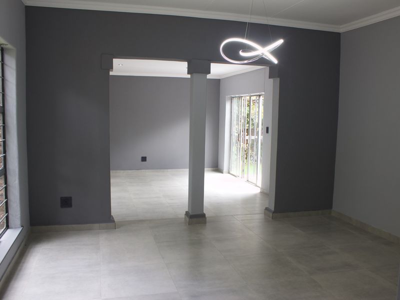 Beautiful 3 Bedroom house in Glen Marais - Photo 6