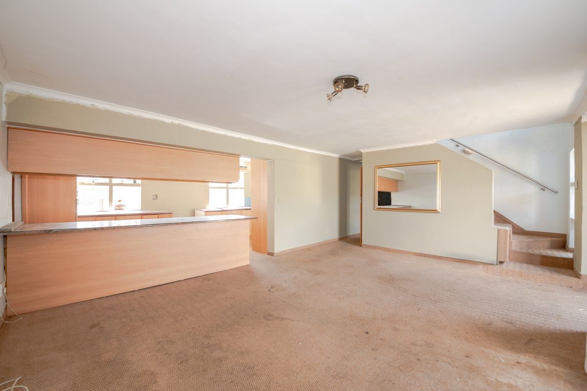 Fixer Upper Property in Pringle Bay for Sale - Photo 5