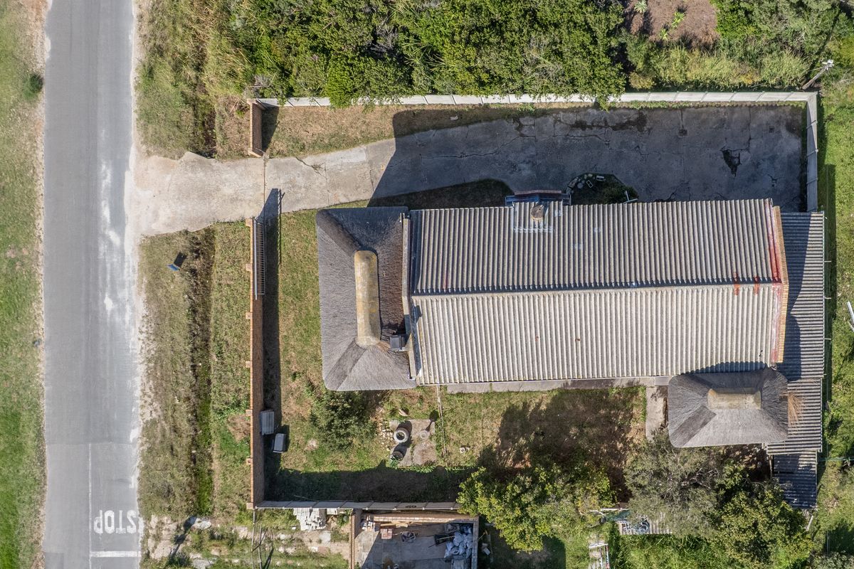 Fixer Upper Property in Pringle Bay for Sale - Photo 3