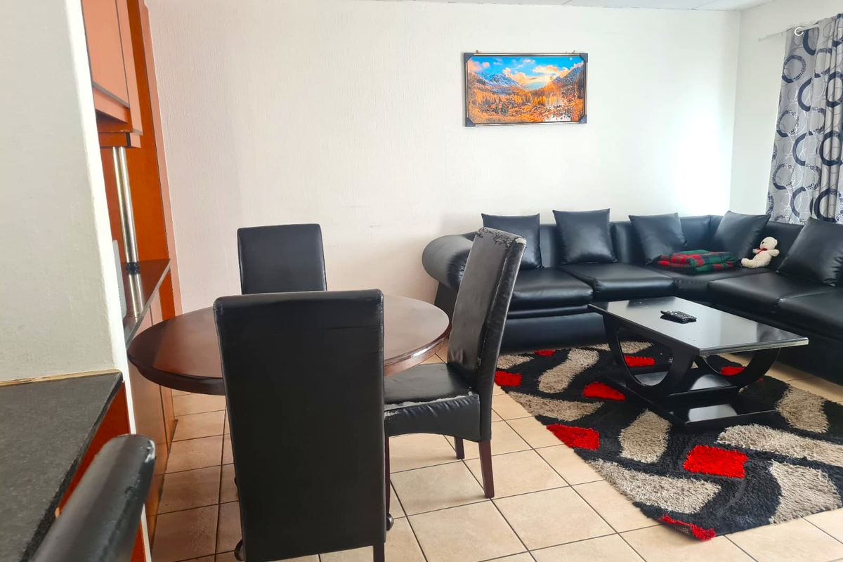 Ground Floor Gem in a Well-Maintained Complex - Photo 4