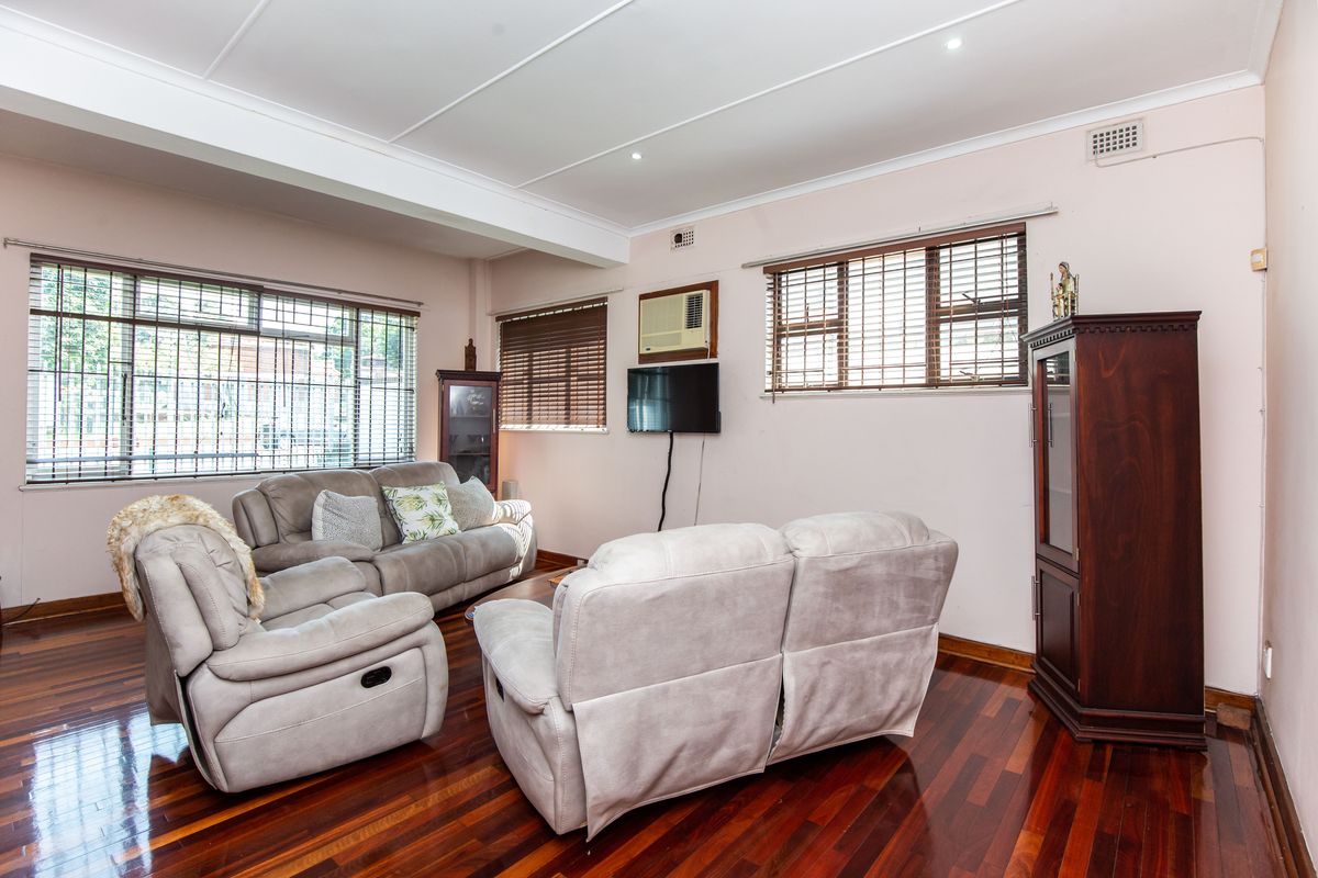 House For Sale In Durban - Photo 2