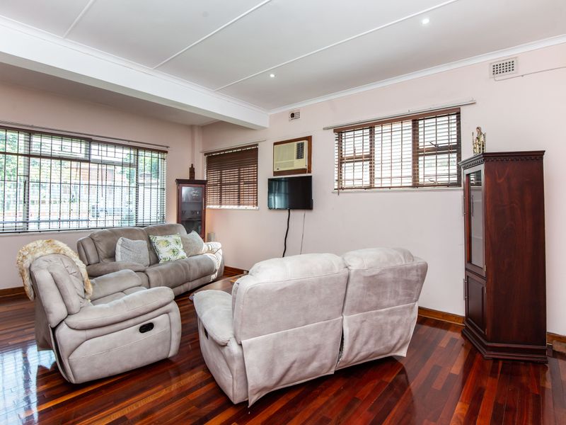 House For Sale In Durban - Photo 2