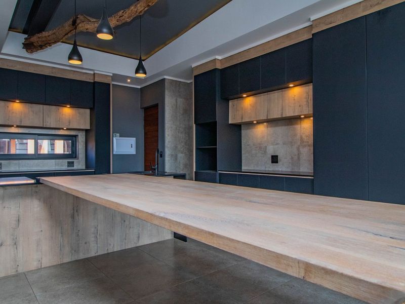 Elevated Living - Photo 4