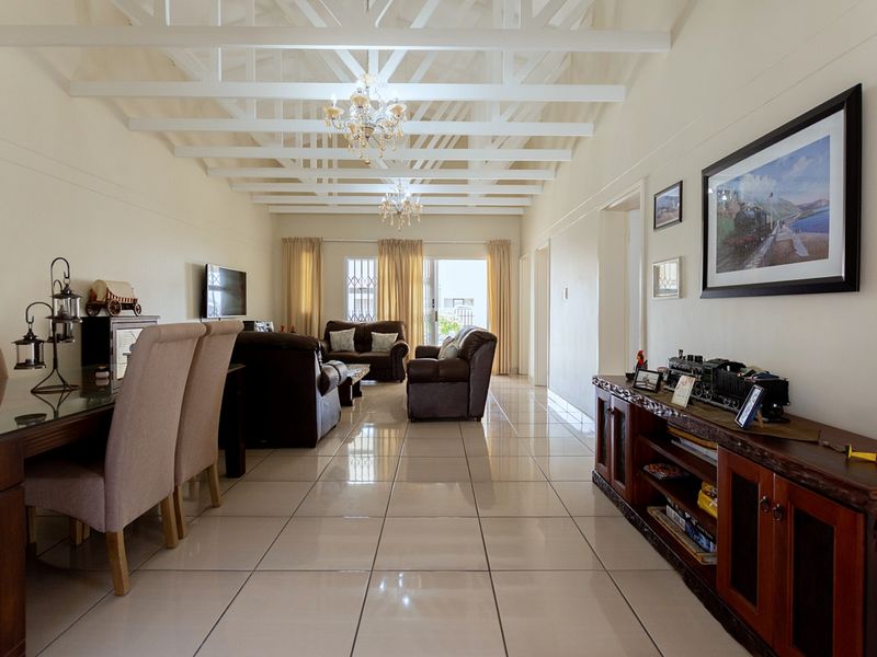 House Pending Sale In Velddrif - Photo 7