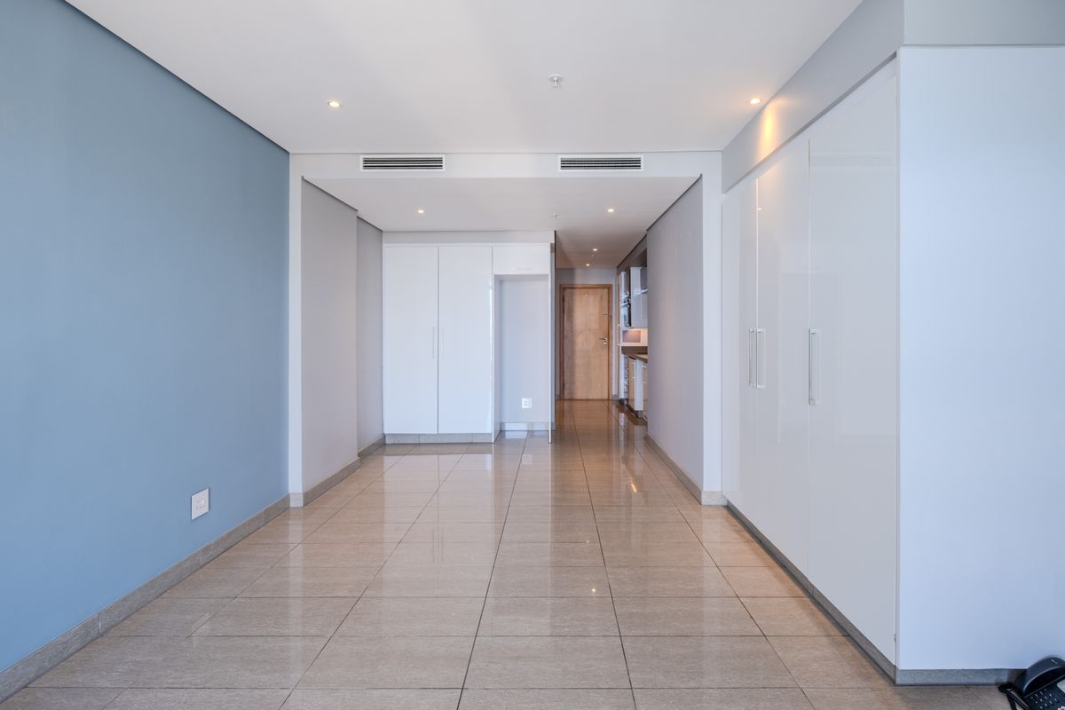 Pearls Studio Apartment with Sea Views from Your Balcony - Photo 5