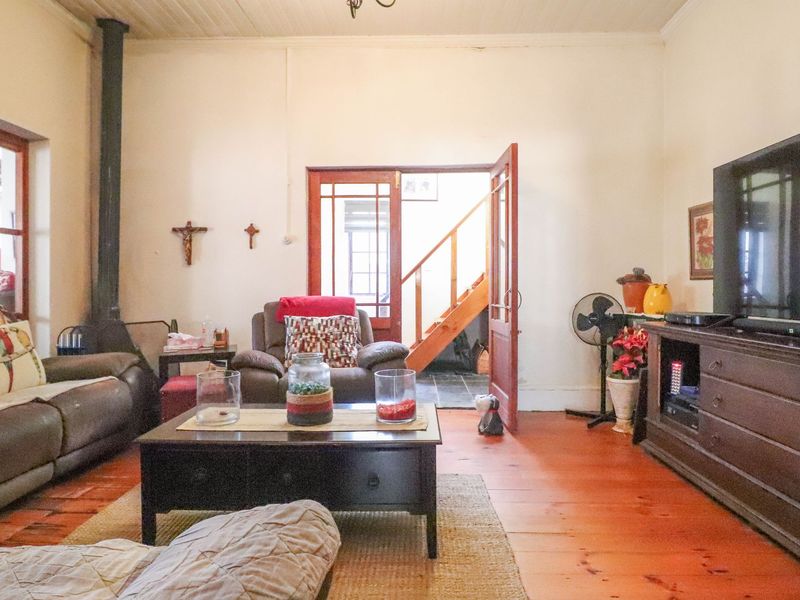 3 Bedroom Family Home in Walmer - Photo 10