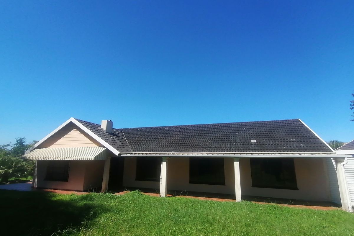 A Home of Distinction in Padfield Park - Photo 2