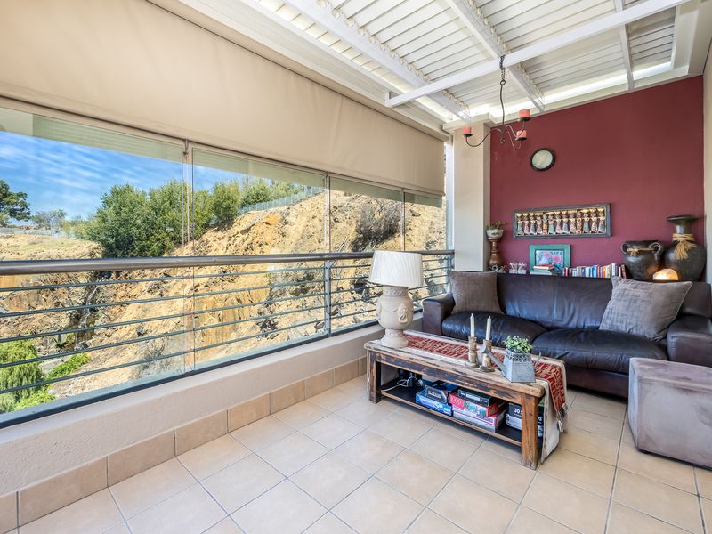 WATERVIEW PENTHOUSE TYGERVALLEY WATERFRONT - Photo 7