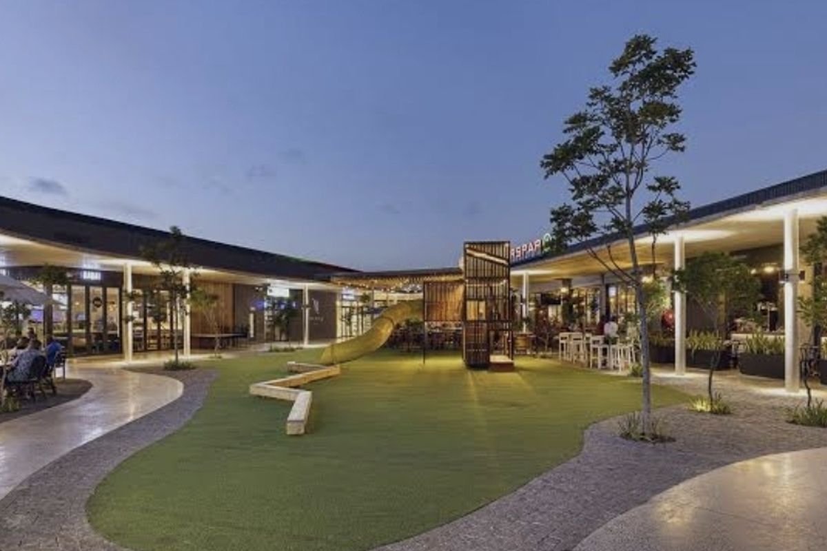 OVER 50s PARADISE - Photo 2