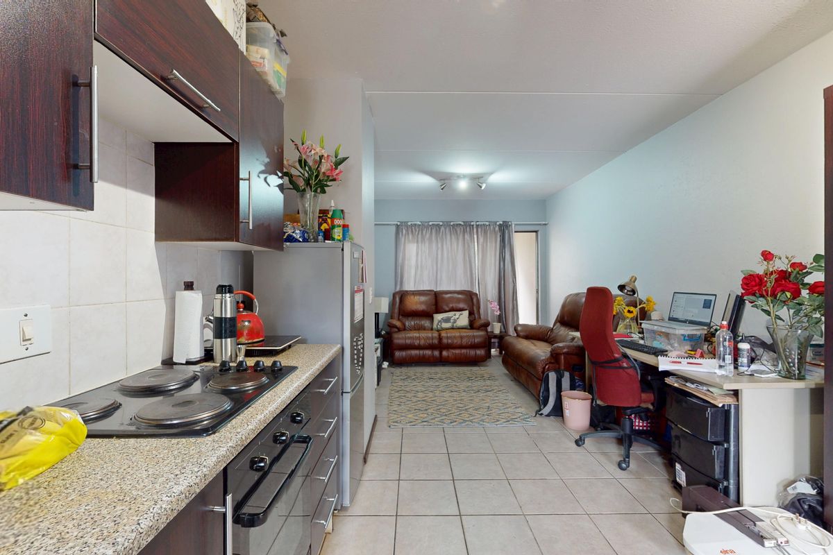 INVESTORS This is the one.  Ground floor on our LIVE NON DISTRESS AUCTION BIDDING TO START FROM R599 - Photo 4