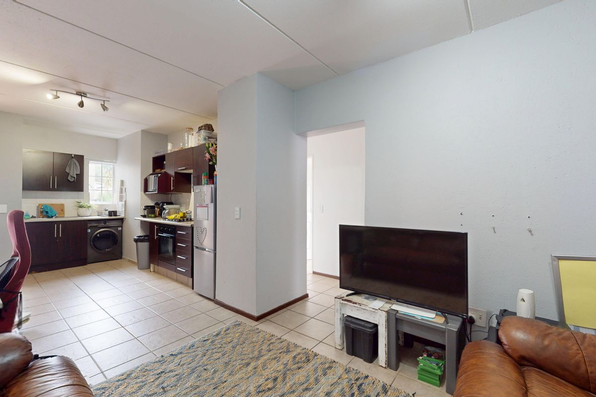 INVESTORS This is the one.  Ground floor on our LIVE NON DISTRESS AUCTION BIDDING TO START FROM R599 - Photo 2