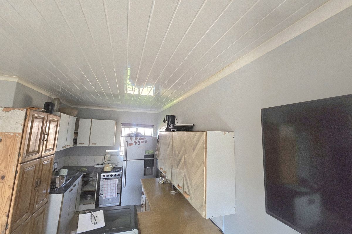 **Modern 2-Bedroom Home for Sale in Tasbet South View, Witbank** - Photo 2