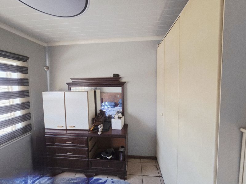**Modern 2-Bedroom Home for Sale in Tasbet South View, Witbank** - Photo 7