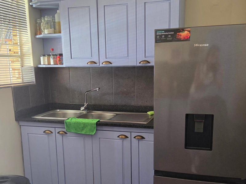 Peaceful & Secure Living - Photo 3