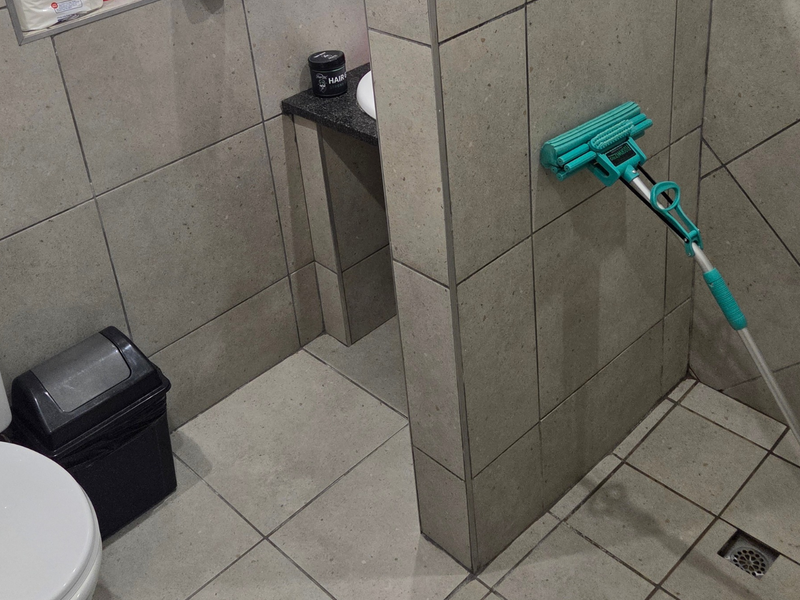 Peaceful & Secure Living - Photo 7