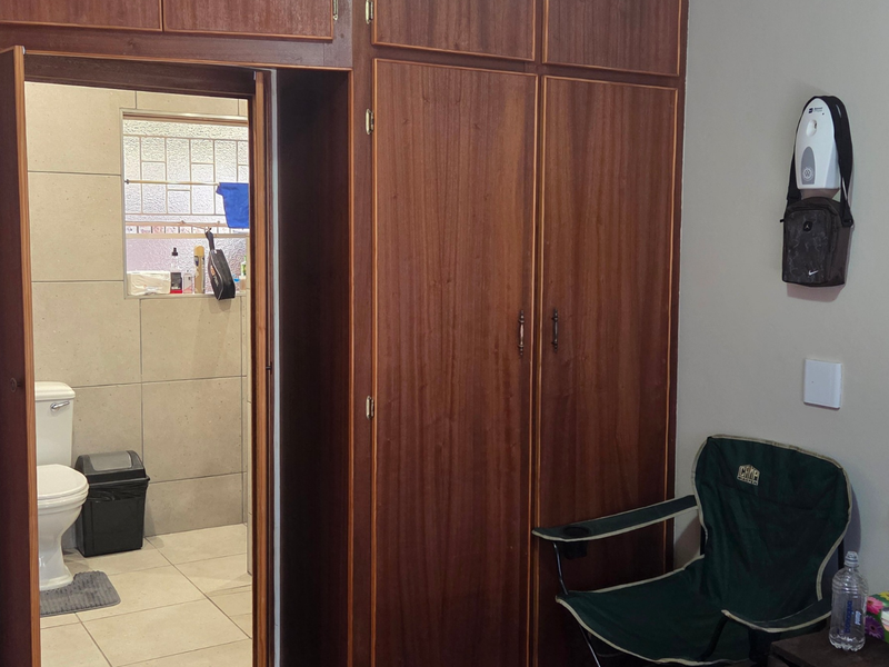 Peaceful & Secure Living - Photo 6