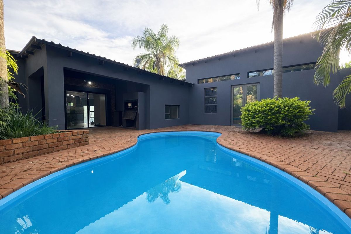 Newly Renovated Modern Four Bedroom House in Cashan for Sale - Photo 2