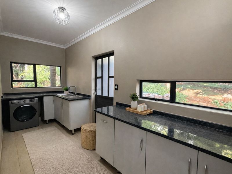 Newly Renovated Modern Four Bedroom House in Cashan for Sale - Photo 5