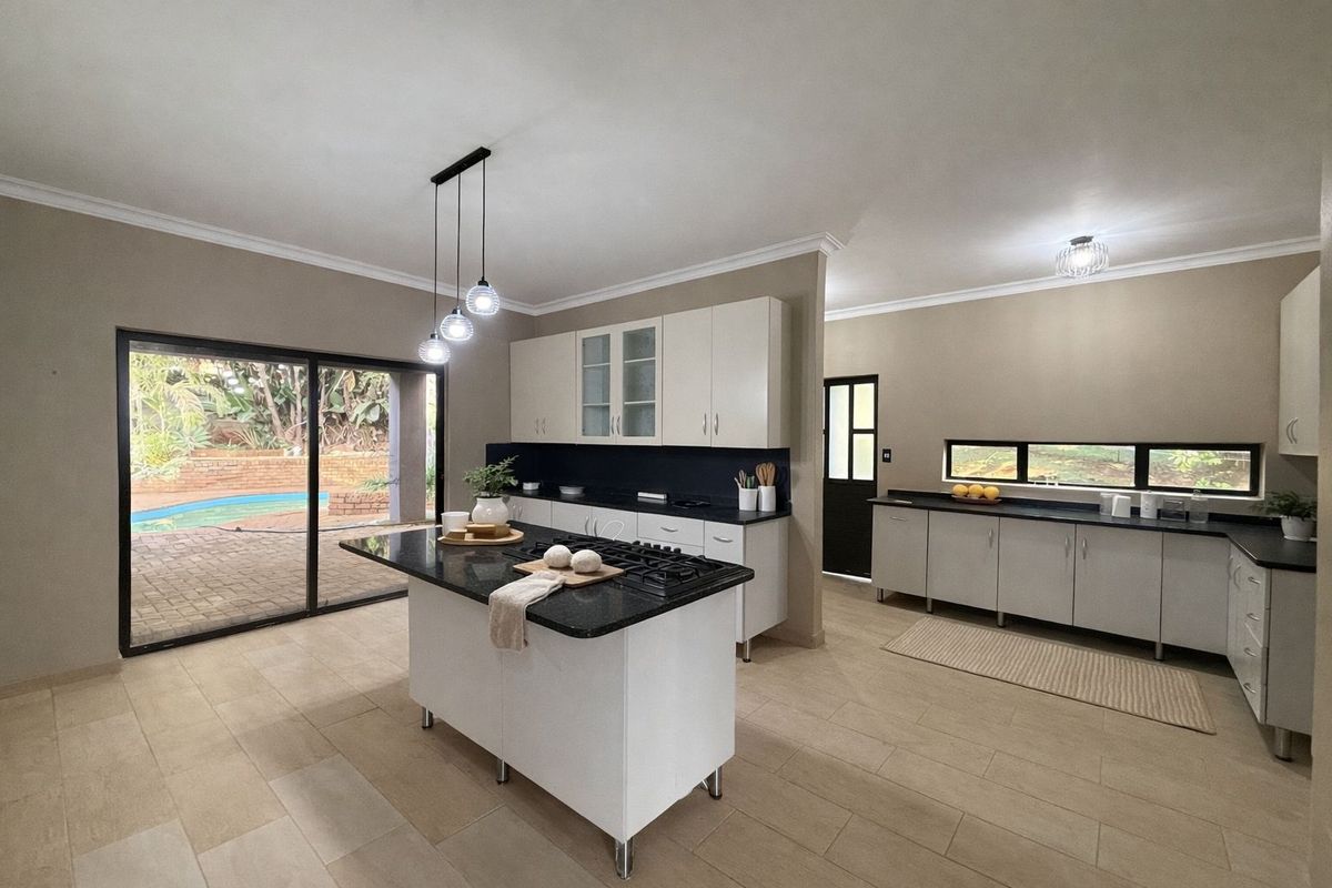 Newly Renovated Modern Four Bedroom House in Cashan for Sale - Photo 4