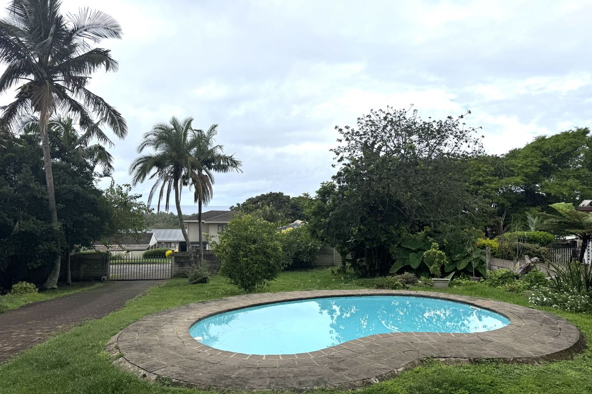 3 Bedroom House for sale in Scottburgh South - Photo 2