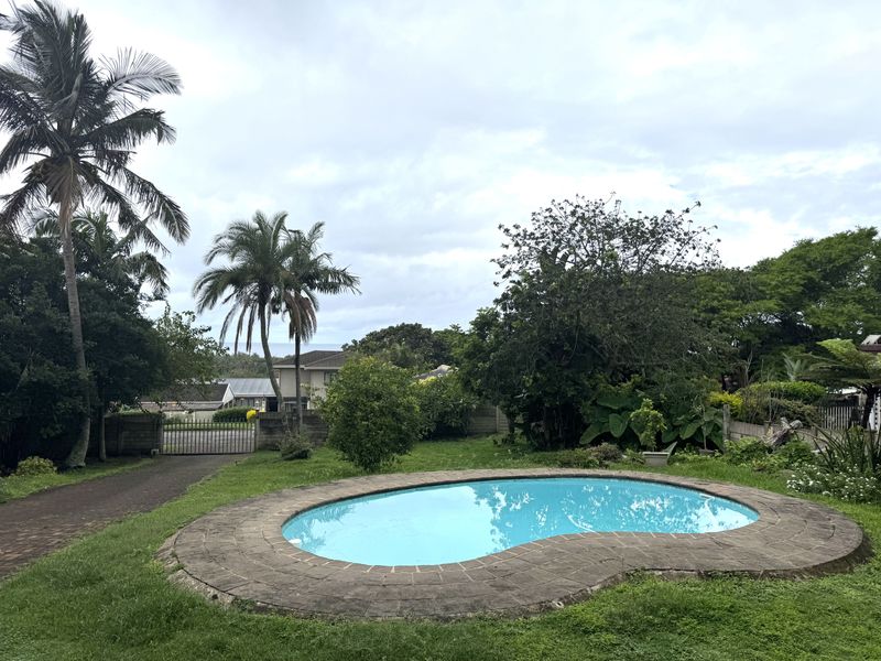 3 Bedroom House for sale in Scottburgh South - Photo 2