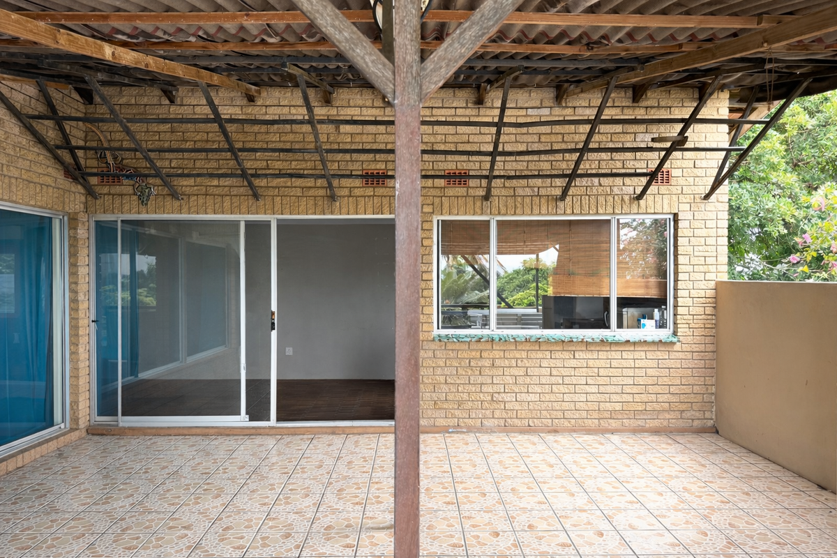 3 Bedroom House for sale in Scottburgh South - Photo 4