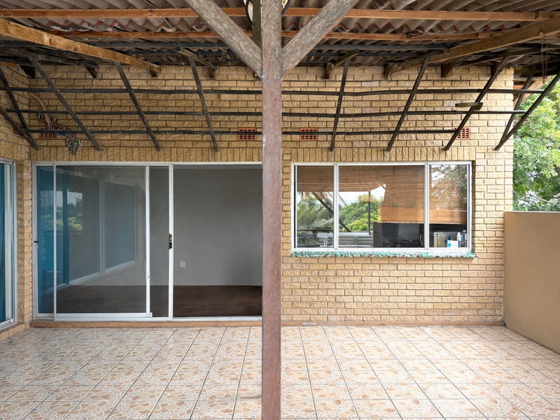 3 Bedroom House for sale in Scottburgh South - Photo 4