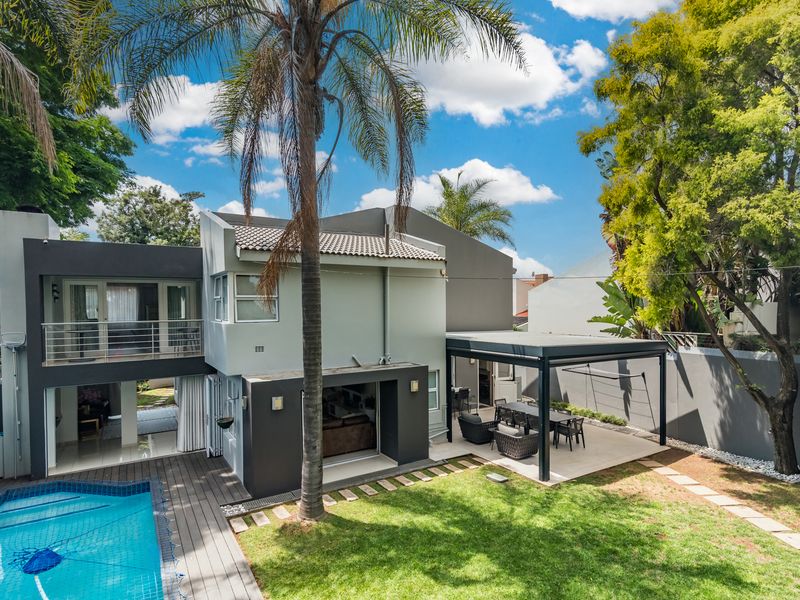 A Home Like No Other- Both Modern and Elegant - Photo 2