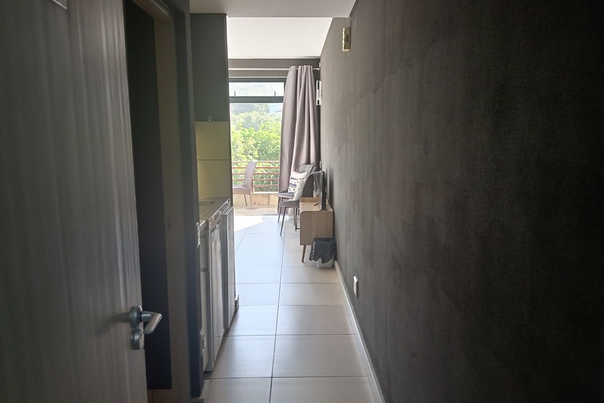 Luxury Sea Side Bachelor Apartment to rent - Photo 2