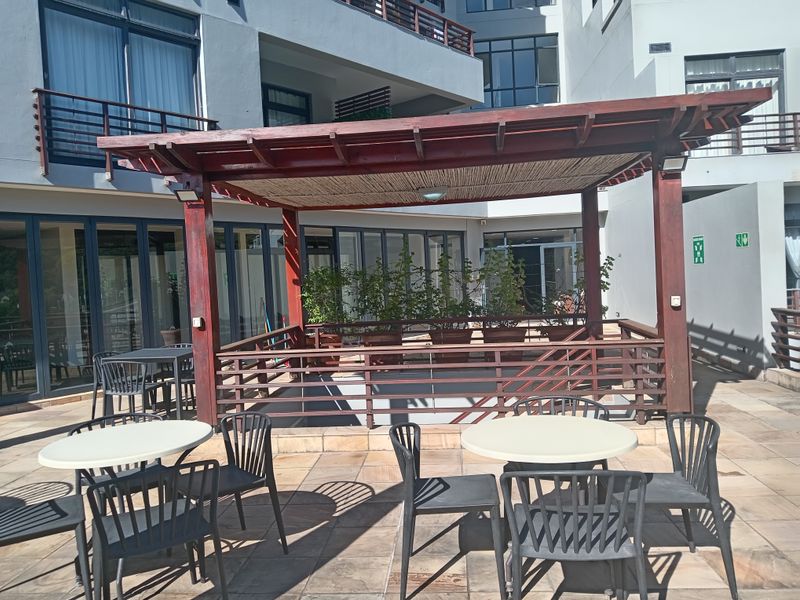 Luxury Sea Side Bachelor Apartment to rent - Photo 9