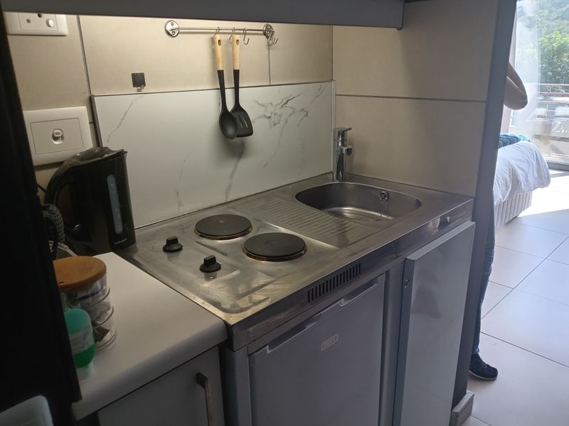 Luxury Sea Side Bachelor Apartment to rent - Photo 6