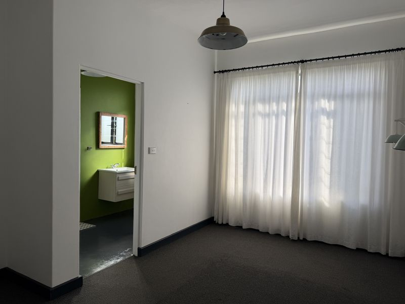 5 bedroom home in a gated estate - Hilton Rural - Photo 10