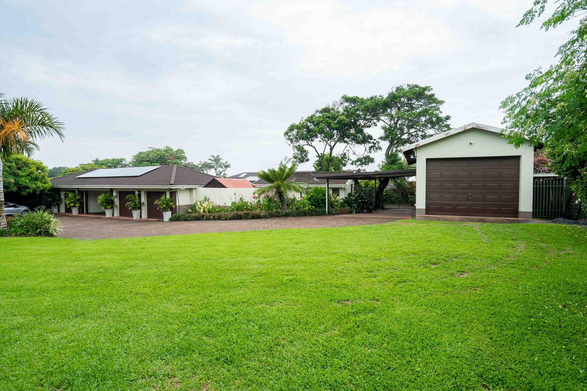 Elite Multi-Wing Coastal Estate - Photo 4