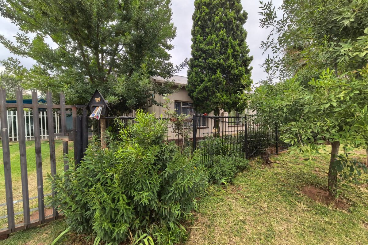 Family home for sale in Parys - Photo 2