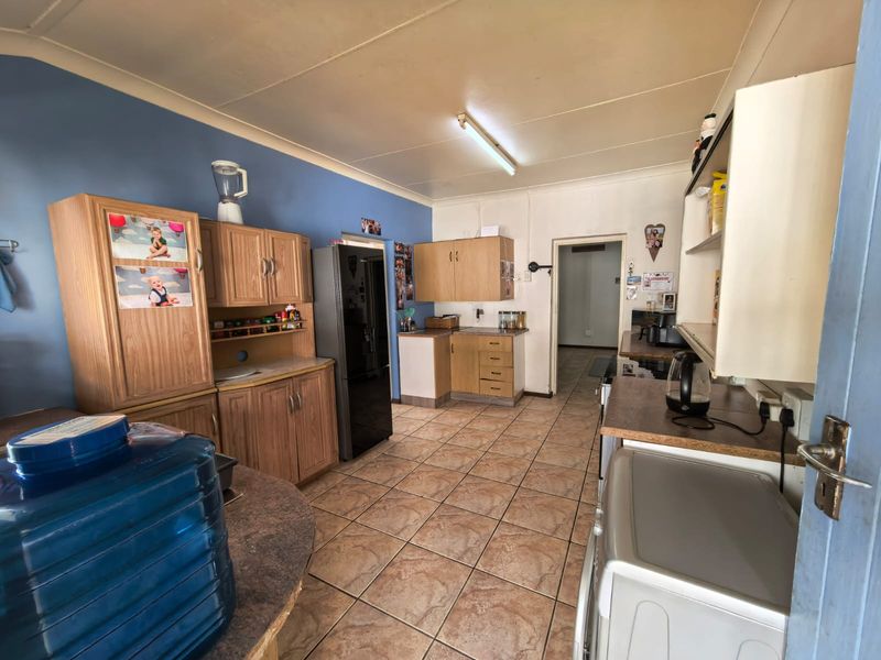 Family home for sale in Parys - Photo 8