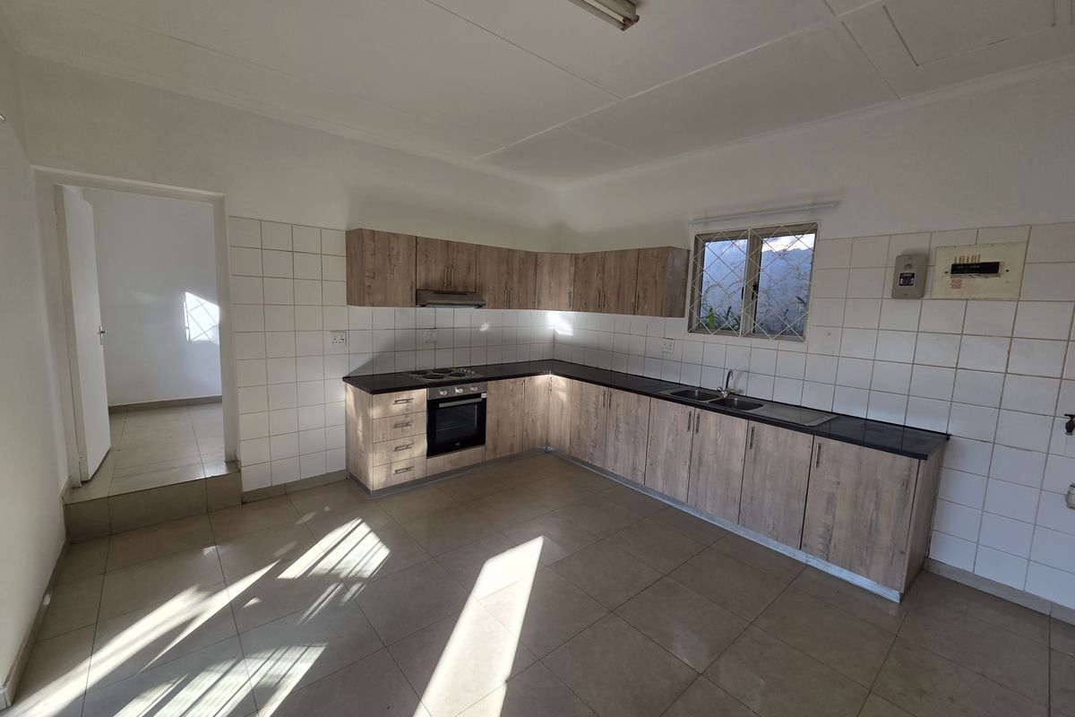 Garden Cottage With Large  Garden And Two Parkings - Photo 5