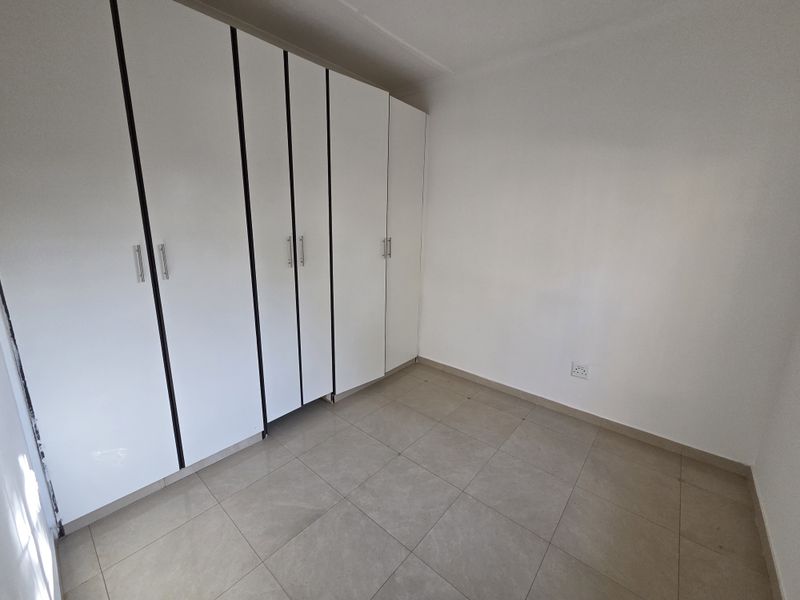 Garden Cottage With Large  Garden And Two Parkings - Photo 8