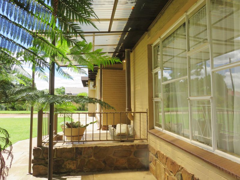 Charming 3-bedroom home in Deneysville, perfect for families; spacious, & move-in ready! - Photo 4