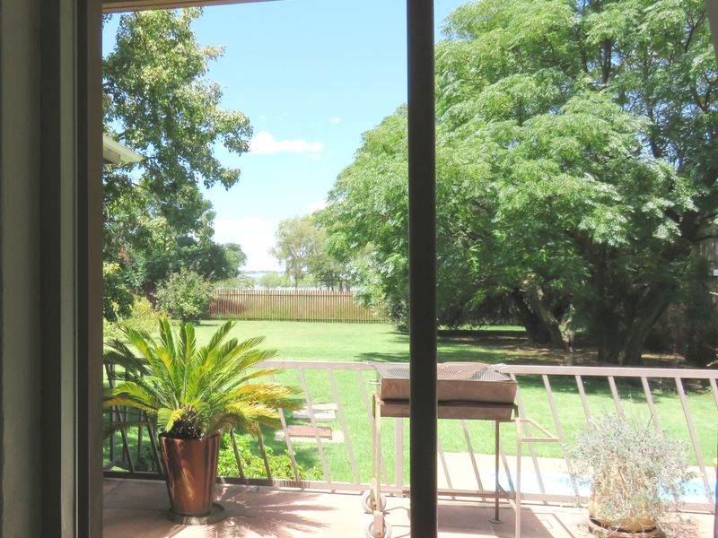 Charming 3-bedroom home in Deneysville, perfect for families; spacious, & move-in ready! - Photo 9