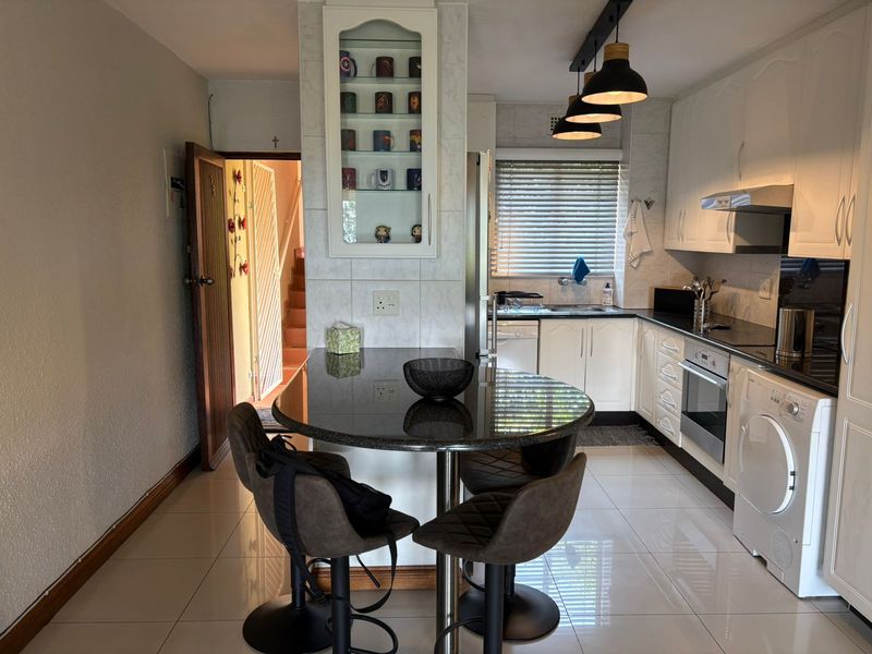 Apartment Pending Sale In Germiston - Photo 2