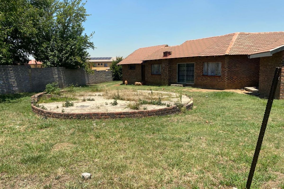 Prime 8-Bedroom Investment Opportunity in Bedworthpark - Photo 2