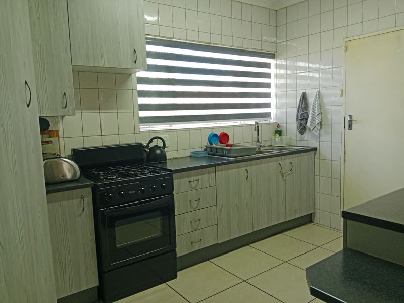 3 Bedroom 2 Bathroom Alberton North Gauteng - Photo 5