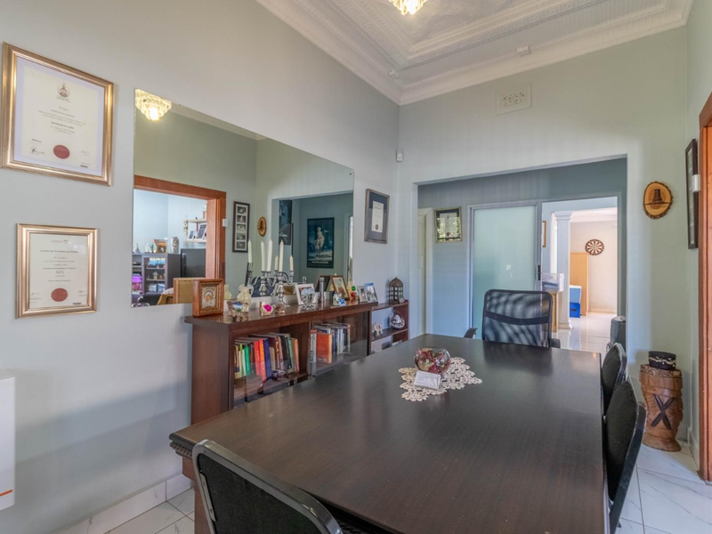 Modern Family Living with Solar & Granny Flat - Photo 4