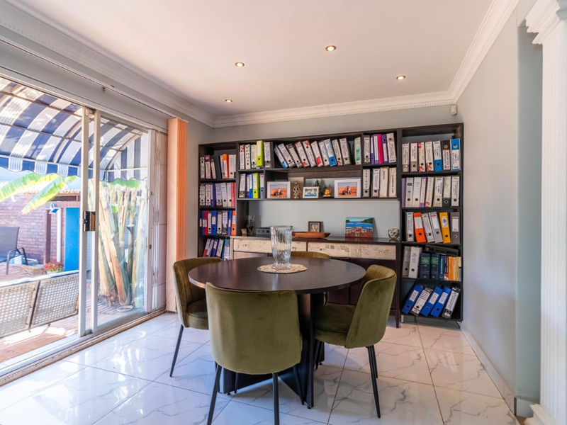 Modern Family Living with Solar & Granny Flat - Photo 9