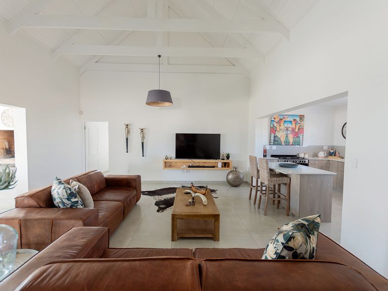 Exclusive Mandate: Coastal Luxury in Britannia Bay - Photo 5